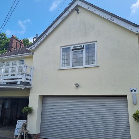 ניו מילטון Lovely 2-Bedroom New Forest Apartment On A Farm מראה חיצוני תמונה
